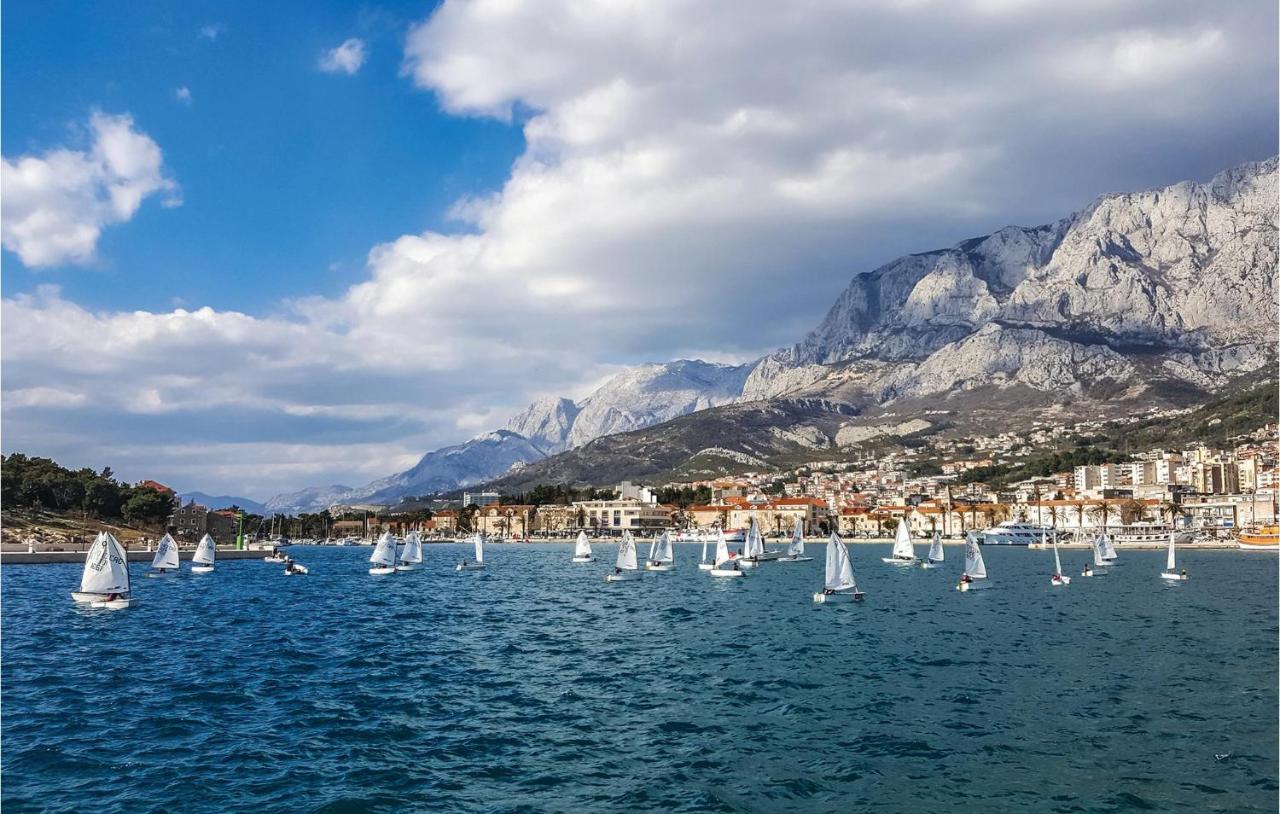 Nice Apartment In Makarska Exterior foto